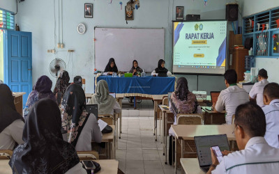 Rapat Koordinasi Bulanan MAN Balikpapan Jelang Akhir Semester